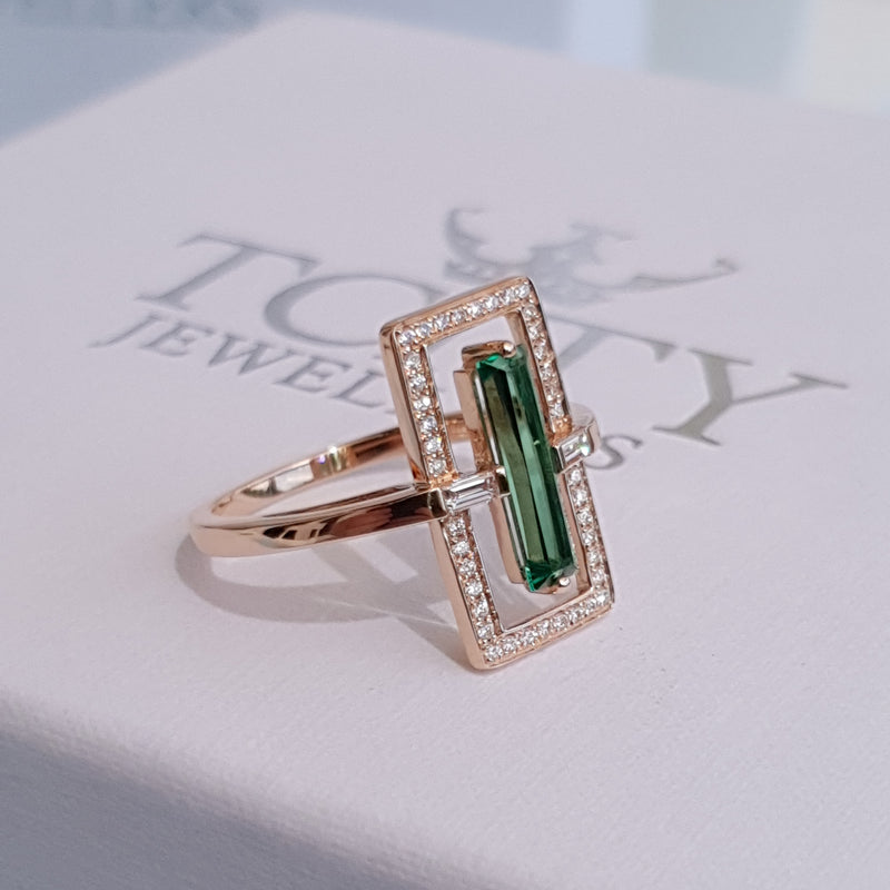 Green Stone Vermarine Diamond Ring
